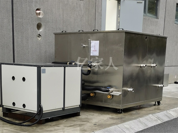 亿家人高温水源热泵回收注塑机冷却水热量再利用