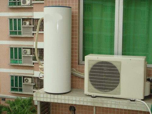 未来空气能热水器将成房地产配套设施标配