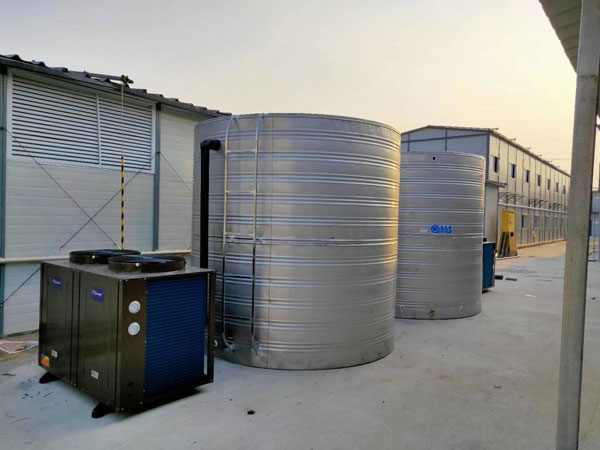 中铁南京项目工地澡堂安装空气源热水设备