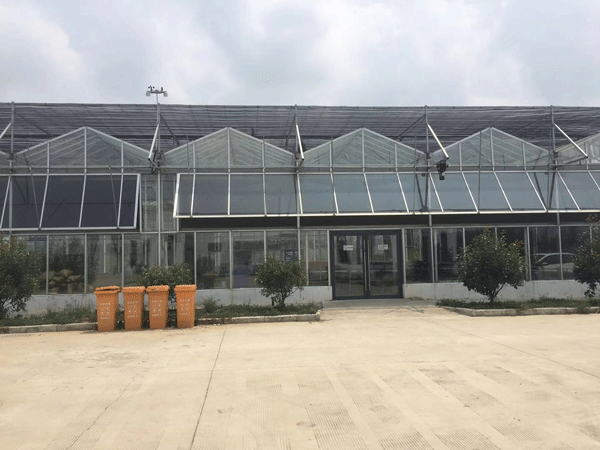 亿家人空气源风冷冷(热)水机组助力农业大棚采暖