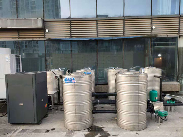 SPA会所采用亿家人空气能分散式供热水系统的优势