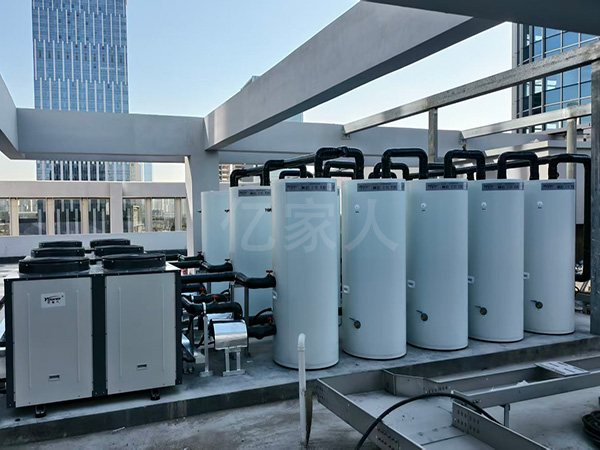 苏州某办公楼模块化承压闭式热泵储热水系统