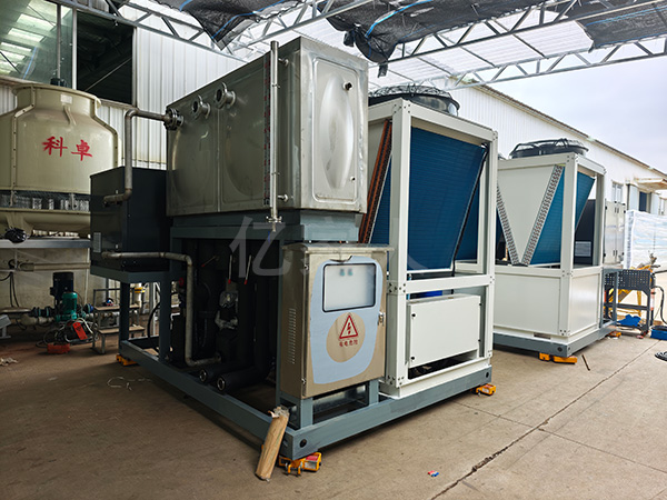 搅拌降温+涂布恒温,高效工业低温冷水机全搞定