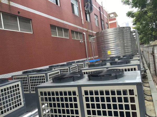 常州卫生学校120吨空气能热水器工程顺利竣工